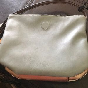 Modaluxe  reversible magnetic purse